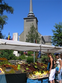 Ostbelgien - Straßenmarkt in Sankt Vith 