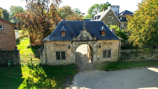 Schlossanlage - ASTENET - ASTENET, Belgien 