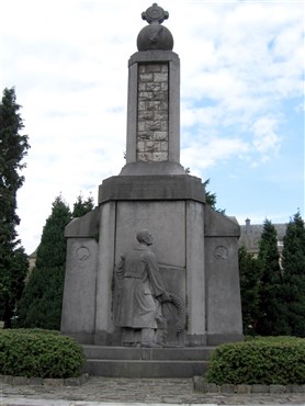 Raeren, Kriederdenkmal 2