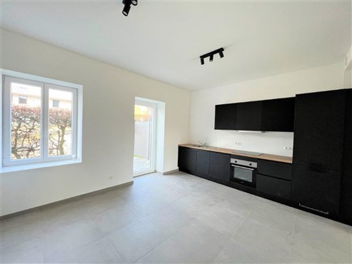 Exklusive barrierefreie und altersgerechte Neubau-Wohnung mit zwei Eingängen, moderne Einbauküche, Malerarbeiten und Beleuchtung in bevorzugter Lage unmittelbar an das herrliche Naturschutzgebiet des Hohen Venns - Keller und PKW-Außenparkplatz(-ätze) verpflichtend erwerblich