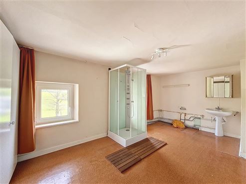 OPTION: Einzigartiger Gebäudekomplex zum Verkauf in Recht, Gemeinde St. Vith