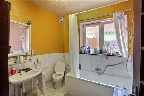 Haus mit 2 Wohnungen - WELKENRAEDT