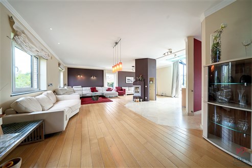 Stunning Villa for Sale in Eupen - Prestigious Residential Area