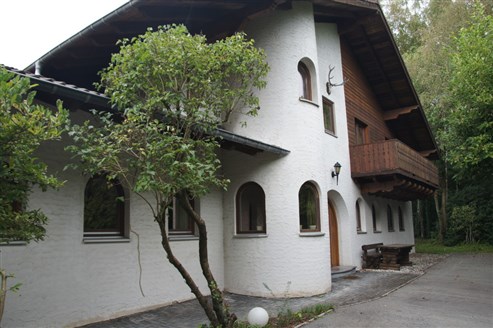 Hauset - Einfamilienhaus in traumhafter Lage!