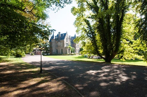 Verviers - „SCHLOSS PELTZER“ einzigartiger Baustil kombiniert mit edlem Ambiente als herrschaftlicher Wohnsitz