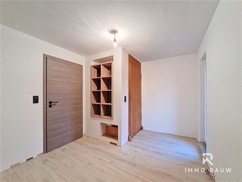 Charmantes, renoviertes Einfamilienhaus in Nidrum – Großes Grundstück & Ausbaupotenzial