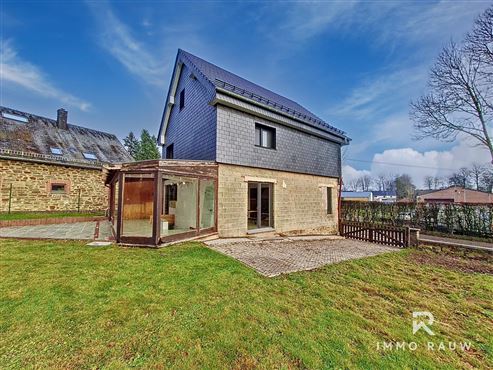 Charmantes, renoviertes Einfamilienhaus in Nidrum – Großes Grundstück & Ausbaupotenzial