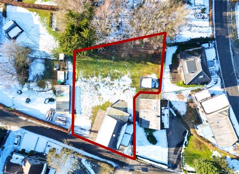 Charmantes, renoviertes Einfamilienhaus in Nidrum – Großes Grundstück & Ausbaupotenzial