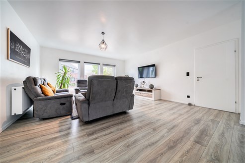 Charmant huis met drie voorgevels in Kettenis