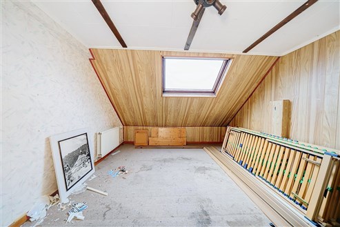 Maison individuelle dans un endroit calme avec un grand potentiel