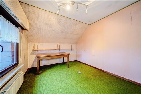Vrijstaand huis op een rustige locatie met veel potentieel