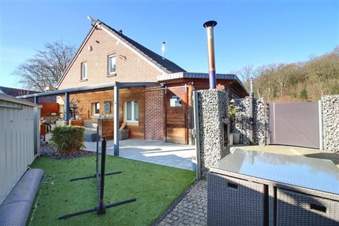 Geräumiges Haus - GEMMENICH