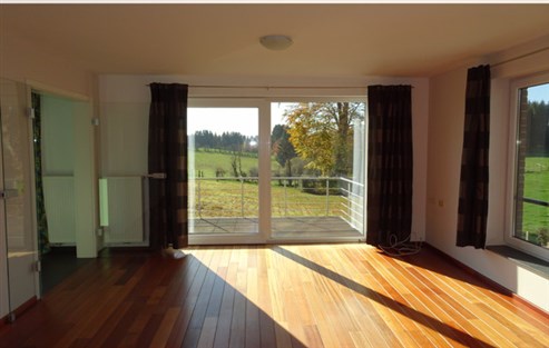 House with two apartments in a quiet location, close to the center of Bütgenbach