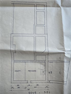 MAISON IDEALE POUR LES AMATEURS DE RENOVATION !
