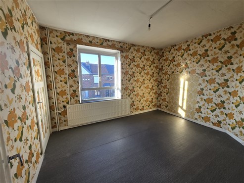 MAISON IDEALE POUR LES AMATEURS DE RENOVATION !