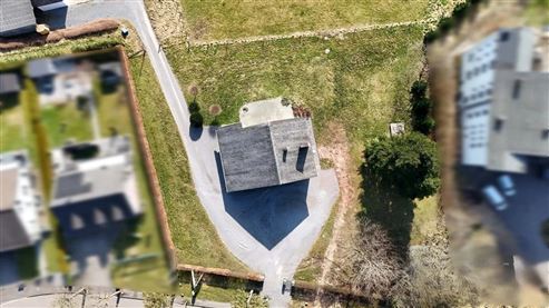 Exklusives Wohnen am Waldrand: Ihr Traumhaus inmitten unberührter Natur mit atemberaubender Weitsicht