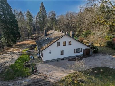 Naturnah & gut angebunden an der deutsch-belgischen Grenze! Freistehende Villa mit großem Grundstück und mit viel Gestaltungsspielraum - 4730 Hauset, Belgien 