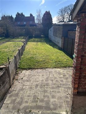 Gemütliches Haus in Lontzen mit 2 Schlafzimmern, Garten und Keller