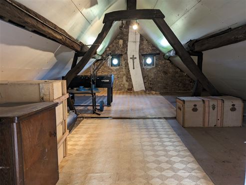 Gemmenich - Bruchsteinhaus mit seperater Einliegerwohnung