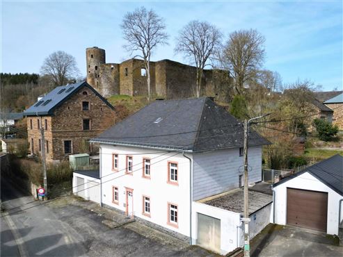 Historisches Juwel im Herzen von Burg Reuland