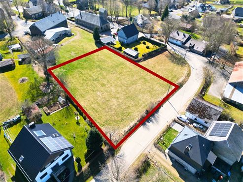 Sonniges Baugrundstück nahe dem See – 2300 m² für Ihre Träume!