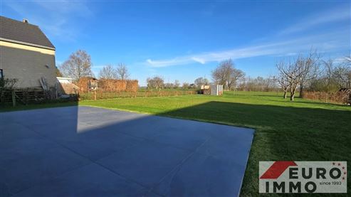 Familienfreundliches, großzügiges freistehendes EFH mit sonnigem Garten inkl. Außensauna und Studio im Keller:  perfekt für zwei Generationen oder Homeoffice!