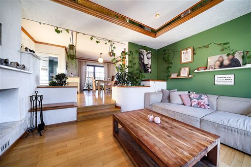Geräumiges Familienhaus in Honsfeld – 5 Schlafzimmer, sonniger Garten & Garage