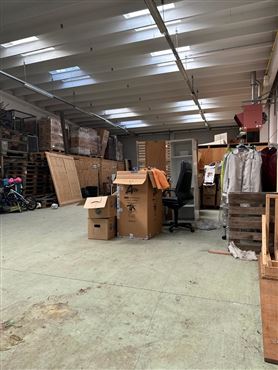 Industriehalle mit Bürofläche in Top-Lage