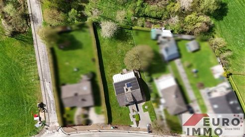 Top gepflegtes freistehendes EFH mit viel Raum & Komfort – naturnah gelegen und gut angebunden.
