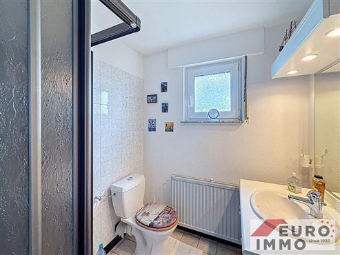 Top gepflegtes freistehendes EFH mit viel Raum & Komfort – naturnah gelegen und gut angebunden.