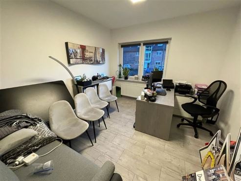 Das perfekte Zuhause für jede Lebensphase: Exklusiver Bungalow. stilvoll renoviert. mit großzügigem Platzangebot in idyllischer Grenz- und Waldrandlage