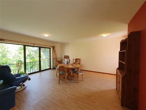 Schöne EG-Wohnung mit Garage, Keller und Gartenmitbenutzung- zentral in Hergenrath gelegen