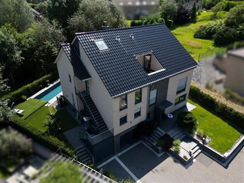 Zeitlos-moderne Villa mit exklusiver Ausstattung, Pool und vielseitigen Nutzungsmöglichkeiten – Traumlage im Dreiländereck D/B/NL