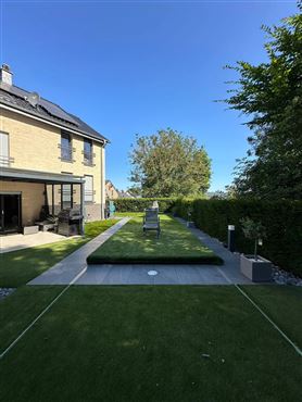 Zeitlos-moderne Villa mit exklusiver Ausstattung, Pool und vielseitigen Nutzungsmöglichkeiten – Traumlage im Dreiländereck D/B/NL