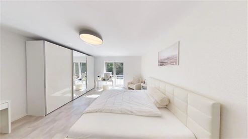 Zeitlos-moderne Villa mit exklusiver Ausstattung, Pool und vielseitigen Nutzungsmöglichkeiten – Traumlage im Dreiländereck D/B/NL