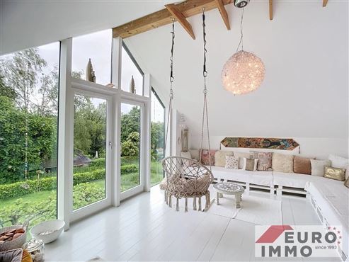 Grenzenloses Wohnvergnügen – Stilvolle Villa in traumhafter Waldrandlage und Grenznähe