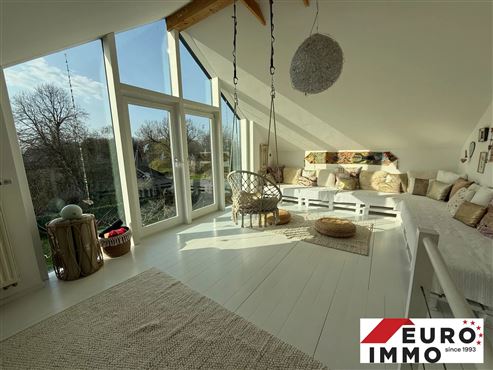 Grenzenloses Wohnvergnügen – Stilvolle Villa in traumhafter Waldrandlage und Grenznähe