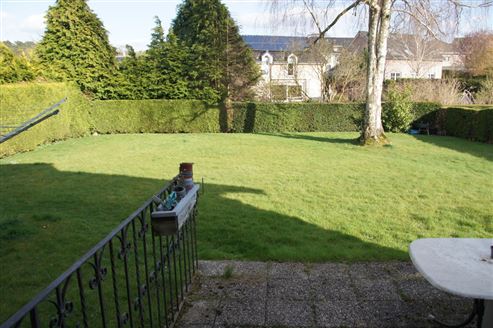 Hergenrath - renovierungsbedürftiges Einfamilienhaus