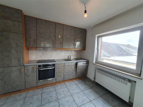 Helle und großzügige Etagenwohnung mit Garage  im Herzen von Eynatten.