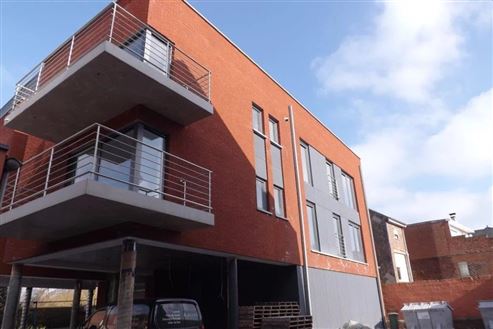 Willkommen in Ihrem neuen Zuhause: Stilvolle und moderne Wohnung mit exklusiver Ausstattung und Balkon