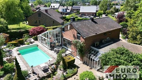 Ein elegantes Zuhause mit Seele und Charakter:  EFH-Juwel mit Pool, Wintergarten und Wohlfühlgarten in naturnaher Lage mit perfekter Anbindung