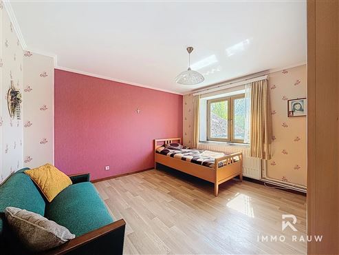Großzügiges Haus mit enormem Potenzial in Recht/ St. Vith: Ideal für Familien, Selbstständige und Investoren!