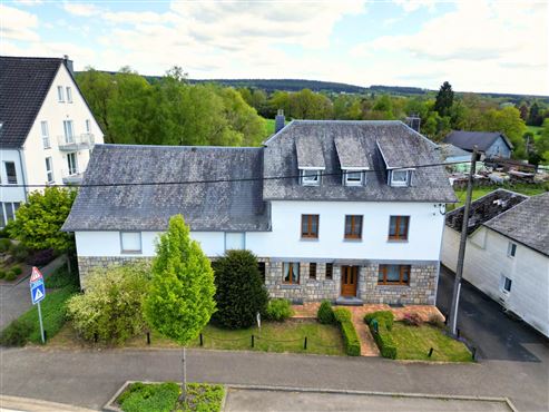 Großzügiges Haus mit enormem Potenzial in Recht/ St. Vith: Ideal für Familien, Selbstständige und Investoren!