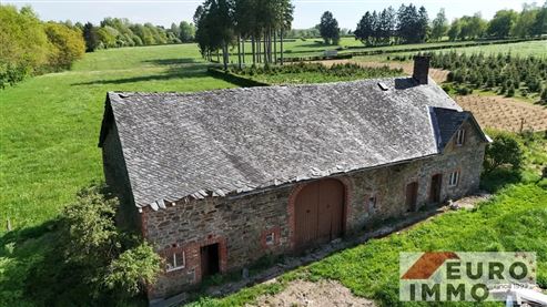 Liebhaberobjekt mit außergewöhnlichem Potenzial – Authentisches Bruchsteinhaus zur Sanierung auf großzügigem Grundstück mit Panoramasicht in ruhiger Naturlage