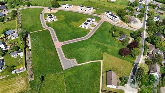 Einmalige Baugrundstücke für EFH und DHH  in variablen Größen im Ourtal des Dreiländerecks Belgien-Deutschland-Luxembourg - 4790 Burg-Reuland, Belgien 