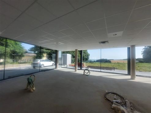 Repräsentative Gewerbefläche in stilvollem Neubau im Einkaufsparadies Luxemburg/Weiswampach
