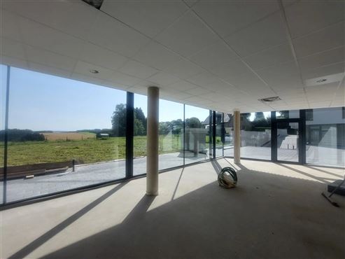 Repräsentative Gewerbefläche in stilvollem Neubau im Einkaufsparadies Luxemburg/Weiswampach