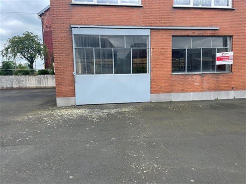 Interessante Lagerhalle mit 100m² Nutzfläche in Grenznähe B-D-NL