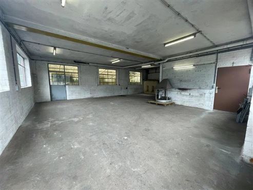 Interessante Lagerhalle mit 100m² Nutzfläche in Grenznähe B-D-NL