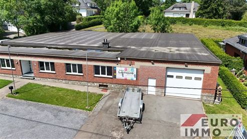 Ihr neuer Firmensitz in optimaler Lage in Eupen – flexible Halle & renovierte Büros, auch separat zu vermieten